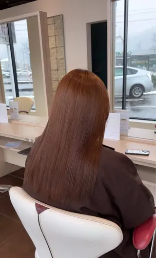 ロング カラー 渡部 優衣のヘアスタイル