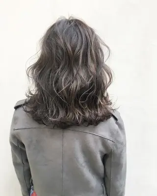 ミディアム カラー レイヤーカット BLend 渋谷のヘアスタイル