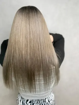 ロング カラー mimiiy梅田 中崎町ハイトーンのヘアスタイル