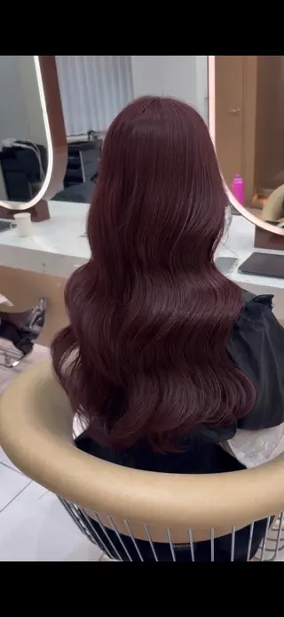 ロング 赤み・黄みを消す 透明感カラー/松沢のヘアスタイル