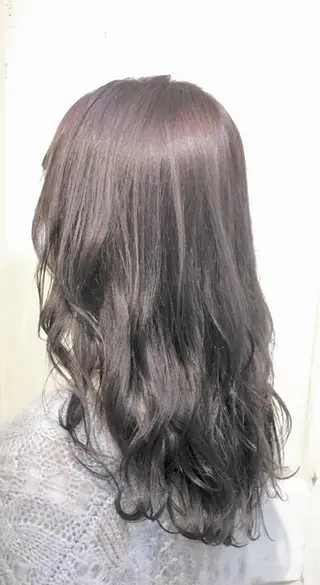 セミロング Zina SAKIのヘアスタイル