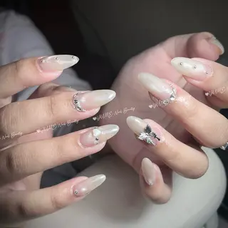 ミディアム ガー NAILのネイルデザイン