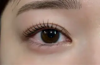 マツエク・マツパ LaBlanche ゆいの眉毛・アイブロウイメージ