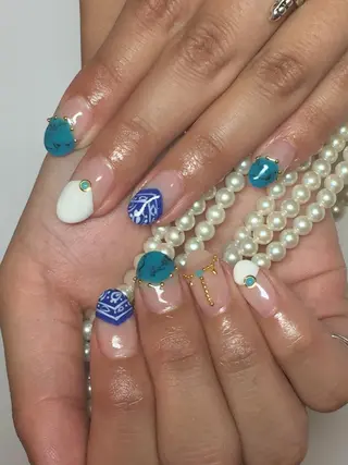 ショート SINCERELY シンシアリー🌈のネイルデザイン