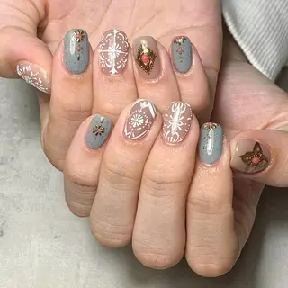 ネイル atelier　FIORITURA所属・FIORITURA aiのネイルデザイン