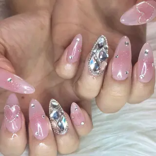 ネイル iDoll Nail所属・Nailist Mihoのネイルデザイン