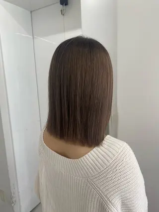ミディアム SHOKO スタイリストのヘアスタイル