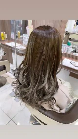 セミロング カラー 菊池 遼/透明感 /韓国レイヤー/艶感のヘアスタイル