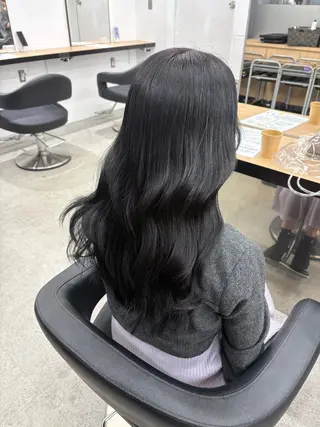 ロング miku/ラベンダー 透明感カラー🪻❤︎のヘアスタイル