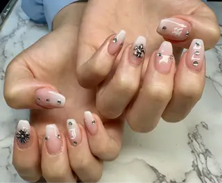 ネイル M.N_ nailのネイルデザイン