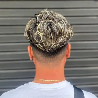 カラー メンズ 透明感カラー❄️要 半個室×マンツーマンのヘアスタイル