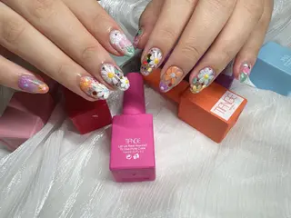 ネイル ネイルサロン 9Carats神田のネイルデザイン