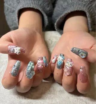 ネイル Lowé所属・Lowé みるくのネイルデザイン