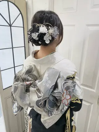 uros.所属・uros.中目黒 moekaのヘアスタイル