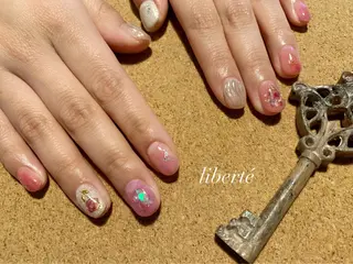 ネイル liberté (リベルテ)のネイルデザイン