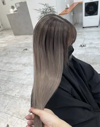 ロング カラー ROBIN所属・指名数No.1 /NAOYAのヘアスタイル