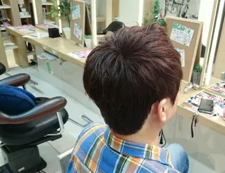 ショート メンズ 透明感ハイライト◎ 伊藤夏海のヘアスタイル