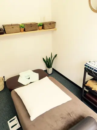 HIRO鍼灸サロン所属・青山 宏のエステ・リラクイメージ