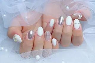 ネイル Demure Momo銀座店のネイルデザイン