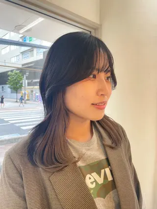 カラー 大村 真咲のヘアスタイル