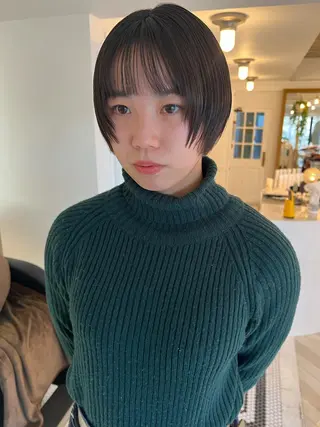 ショート ブリーチカラー🎀 韓国風/寺門美優のヘアスタイル