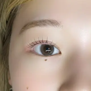 マツエク・マツパ 🫧fein. 𝙖𝙣𝙣.🤍のマツエク・マツパデザイン