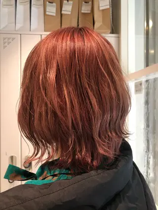 ミディアム カラー 田辺 黎花のヘアスタイル