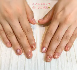 ネイル 森のさんぽ道所属・ショートネイル 森のさんぽ道のネイルデザイン