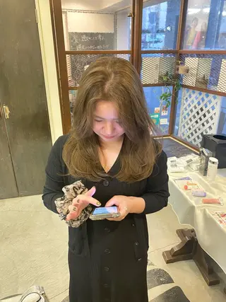 セミロング カラー HIKARIS 相川所属・ウチダ ユウヤのヘアスタイル