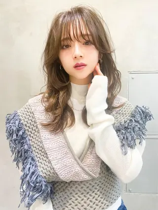 ロング カラー MUSASHI ブリーチカラー◎のヘアスタイル