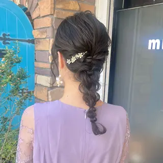 セミロング ヘアアレンジ 伊藤 玲衣のヘアスタイル