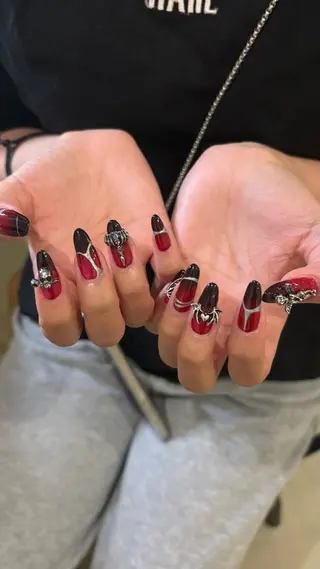 ネイル meRK 🦋愛海のマツエク・マツパデザイン