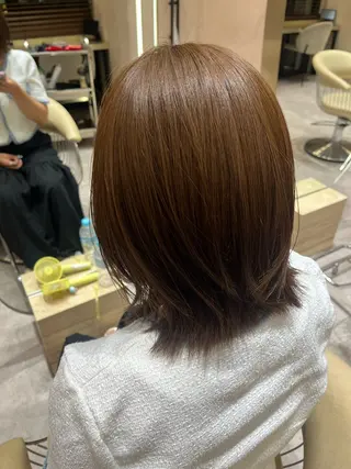 ショート カラー 顔周りカット/ 透明感カラー/ユナのヘアスタイル