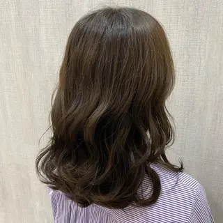 ミディアム カラー 🫧透け感⋆艶髪💎 山口アヤカのヘアスタイル