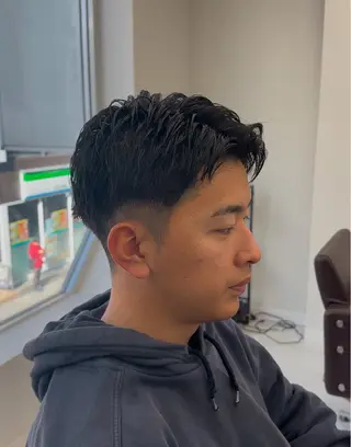 メンズ ニュアンス/フェザー /ウルフ/伶馬のヘアスタイル