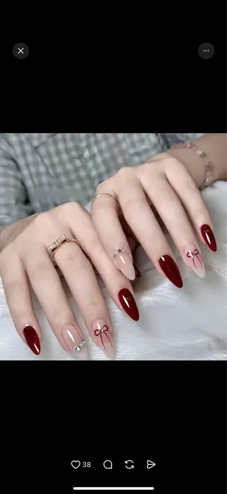 ネイル She’s Lunaのネイルデザイン