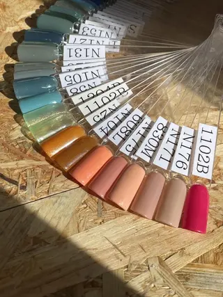 ネイル 久保 麗美のネイルデザイン