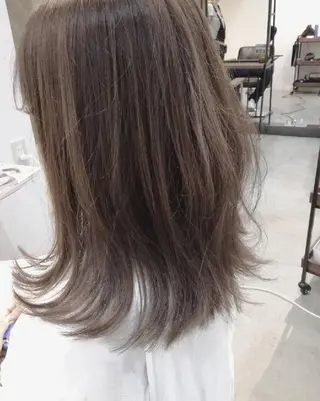 ミディアム カラー ヘアアレンジ パーマ ネイル メンズ キッズ マツエク・マツパ 中津No.1髪質改善 店長✨透ける暗髪のヘアスタイル