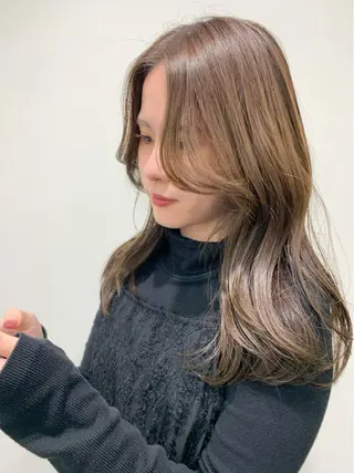 セミロング Rina🪄 韓国風レイヤーcutのヘアスタイル