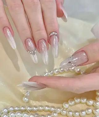 ネイル Oomiya 服部のネイルデザイン