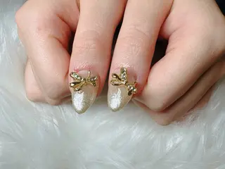 ネイル ECLAT エクラ所属・寺山 千鶴のネイルデザイン