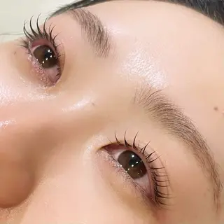 マツエク・マツパ ZAZA Wakaのヘアスタイル