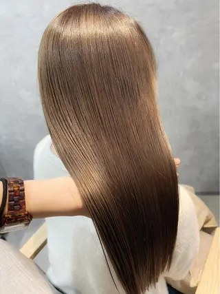 ロング カラー 中村 ひなたのヘアスタイル