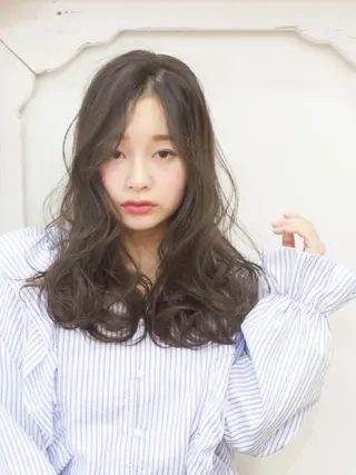 セミロング 艶カラー/フェイス レイヤー/たむのヘアスタイル