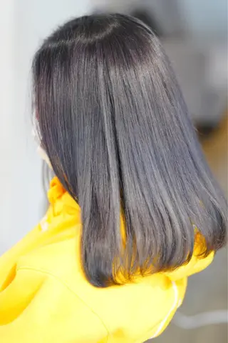 カラー ハイトーン/レイヤー /ケアブリーチ石川治のヘアスタイル