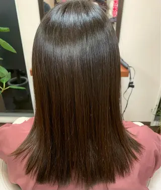 セミロング LiEN所属・菅沢 奈生のヘアスタイル