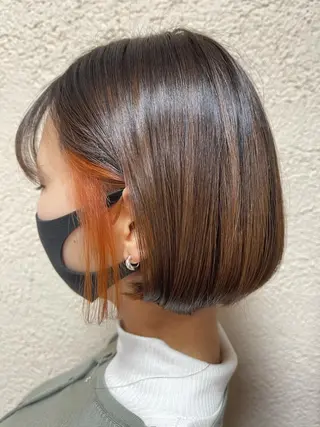 ショート カラー 磧本 祐里恵のヘアスタイル