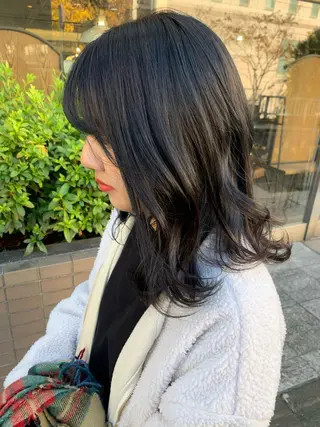 セミロング カラー 🌈re-room EIKI🇰🇷のヘアスタイル