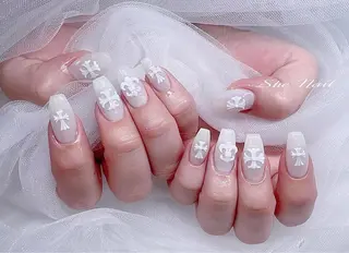 ネイル She   Nail所属・ISA_ BELLAのネイルデザイン
