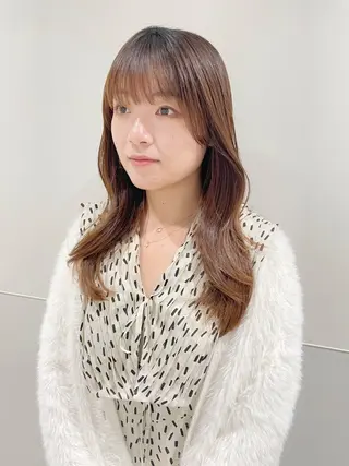 セミロング SALOWIN  north茶屋町店所属・💎透明感カラー💎 ナチュラルテイストのヘアスタイル